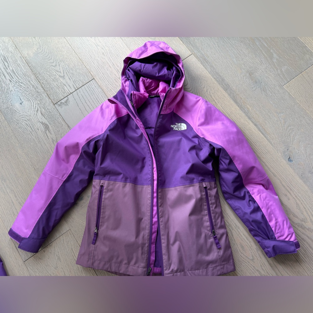 Girl’s North Face Tri Climate Ski Jacket MD (10/12)